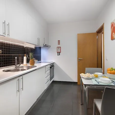 Ria Formosa Pool Haven Apartment *
